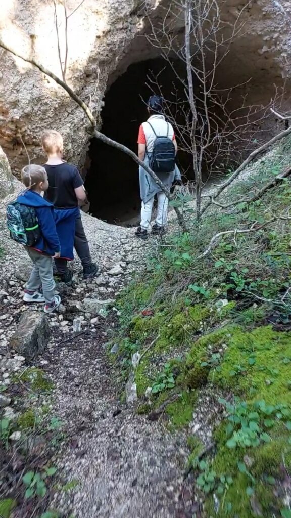 Вход в туннель Вход в туннель